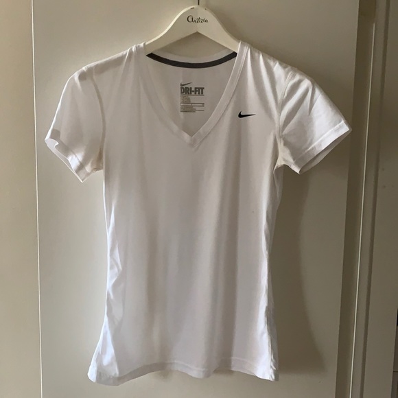Nike White Technical T-Shirt - Picture 1 of 2